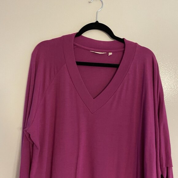 Soft Surroundings 1X Fuchsia Knit V-Neck Long Sleeve Overlay Madeline Tunic Top - Picture 6 of 11